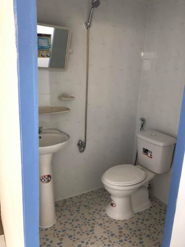 Container văn phòng 20 feet cơ bản có toilet - Ảnh 7